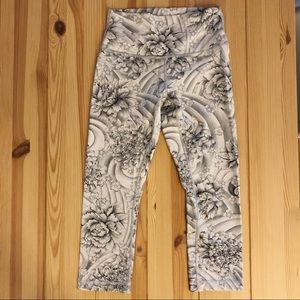 Lululemon Wunder Under Crop Leggings